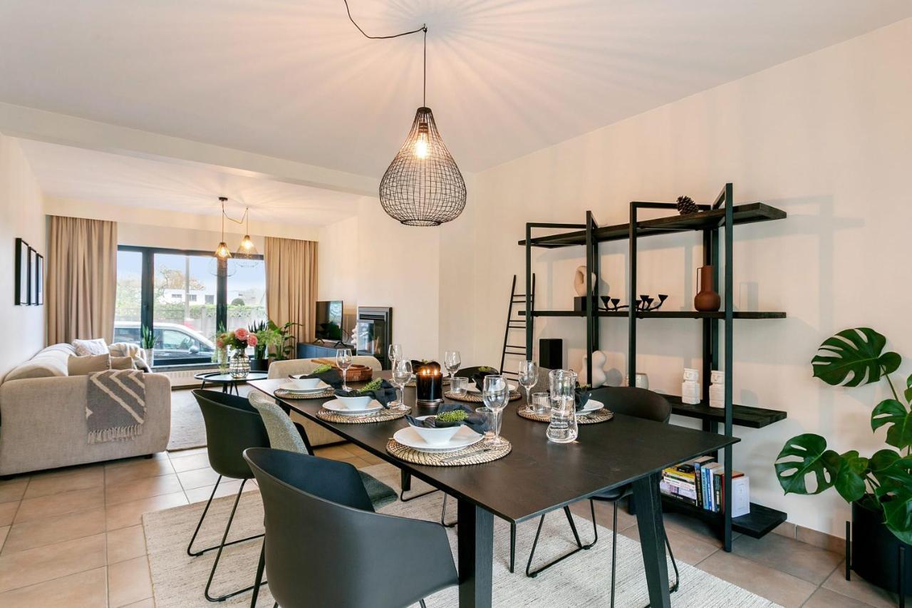 Spacious And Beautifully Renovated Town House *