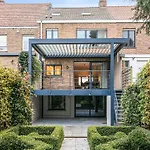 Spacious And Beautifully Renovated Town House